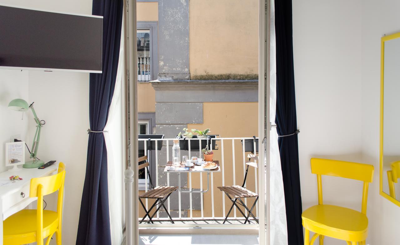 Civico10 Bed and Breakfast Neapel Exteriör bild